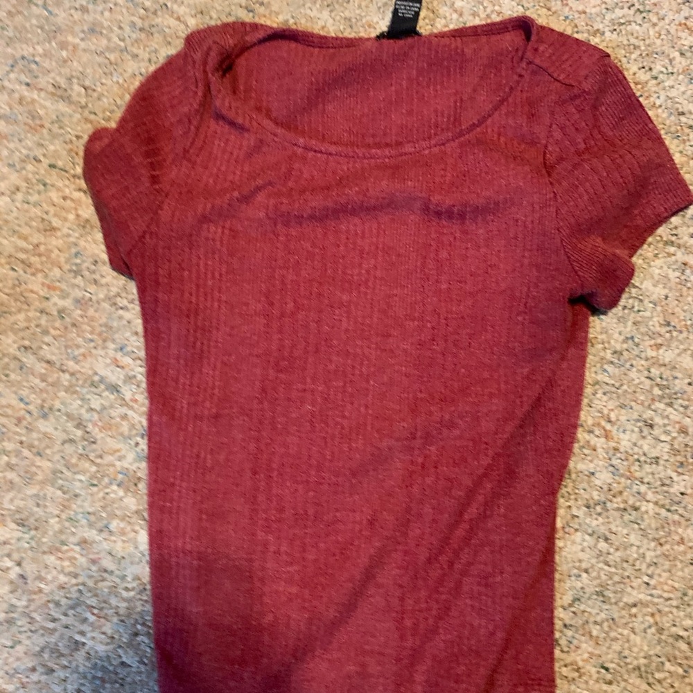 red forever 21 tee cropped